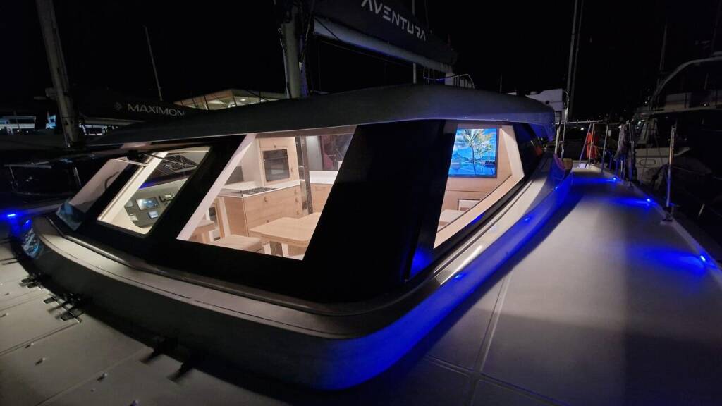 Aventura 45 Art J