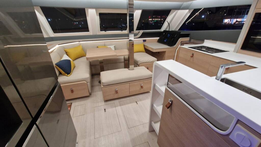 Aventura 45 Art J