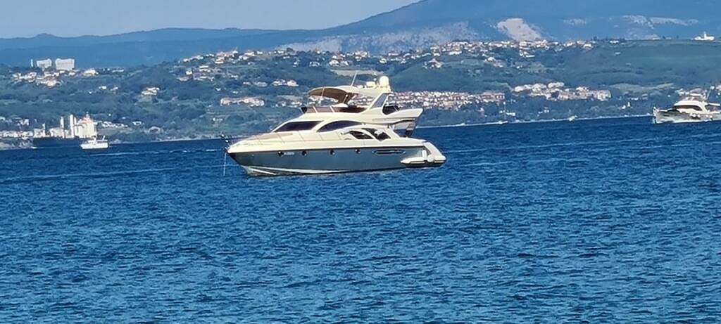 Azimut 50 Lena