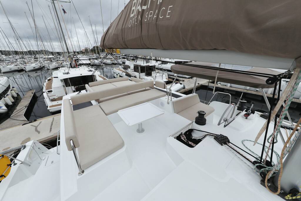 Bali 4.4 Apollo