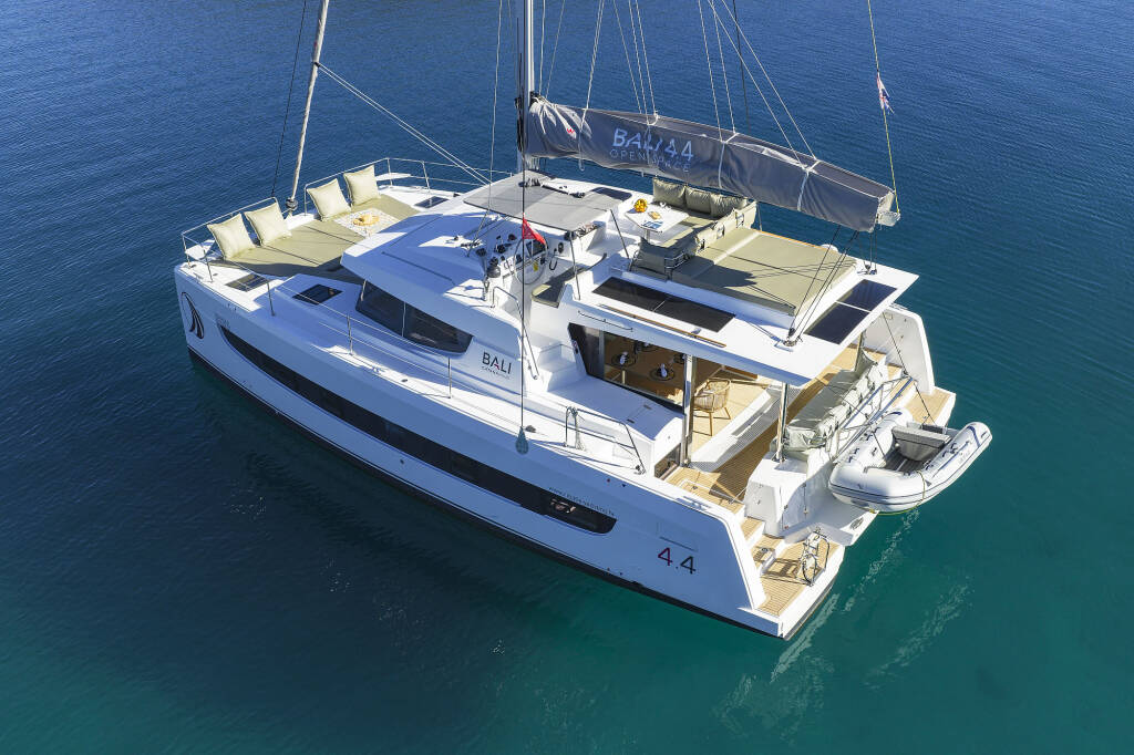 Bali 4.4 Voyager