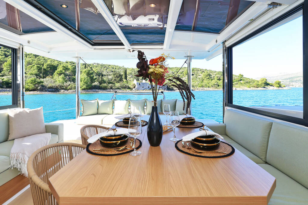 Bali 4.4 Voyager