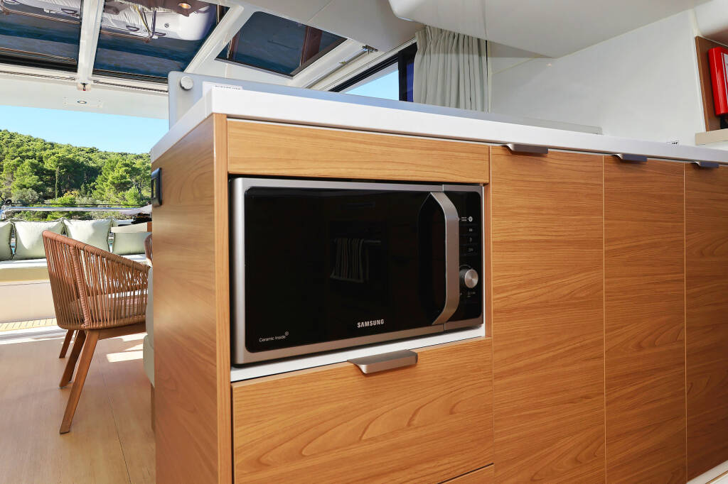 Bali 4.4 Voyager