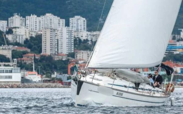 Bavaria 44 Sea Toy