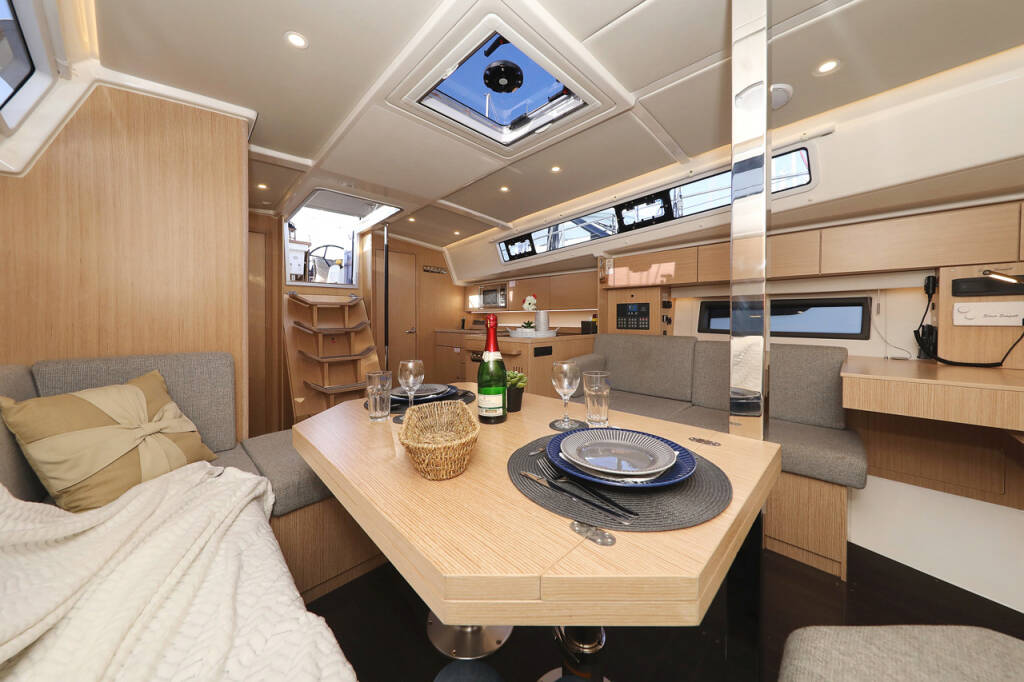 Bavaria C42 Style Silver Seagull