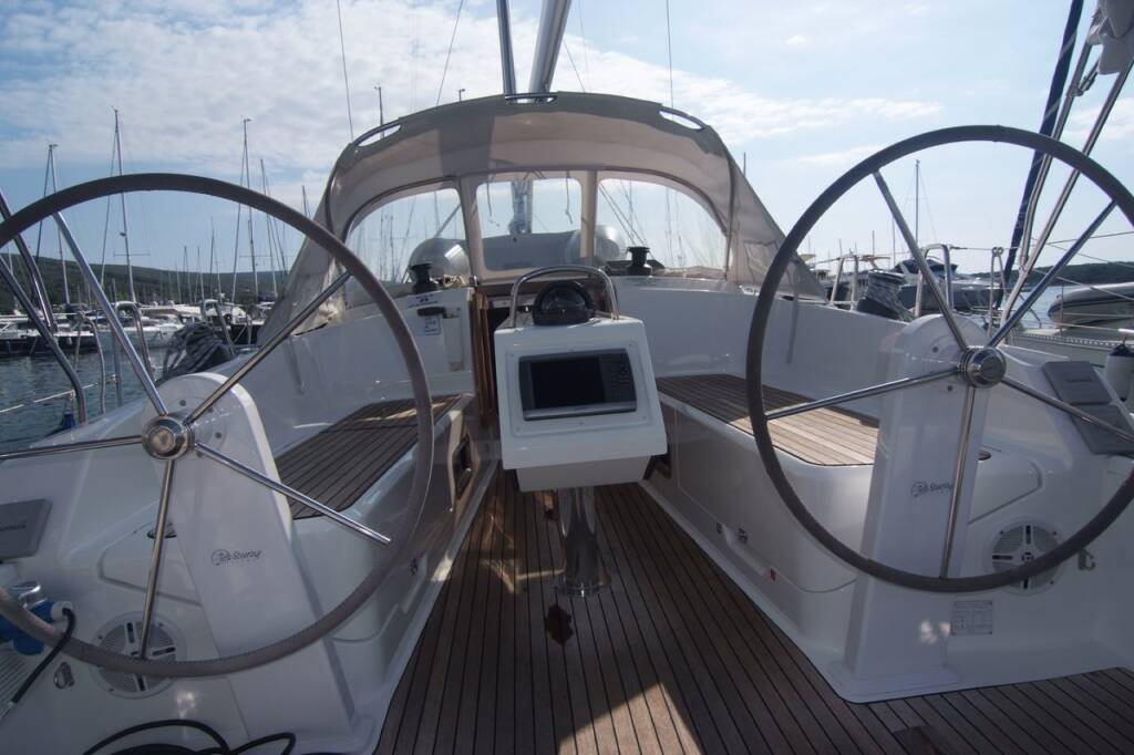 Bavaria Cruiser 37 Dori