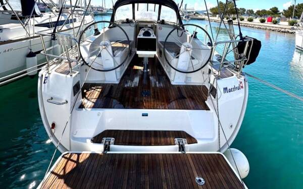 Bavaria Cruiser 37 Maestral
