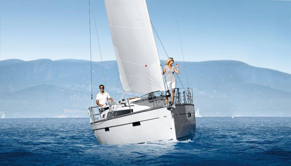 Bavaria Cruiser 37 Maci