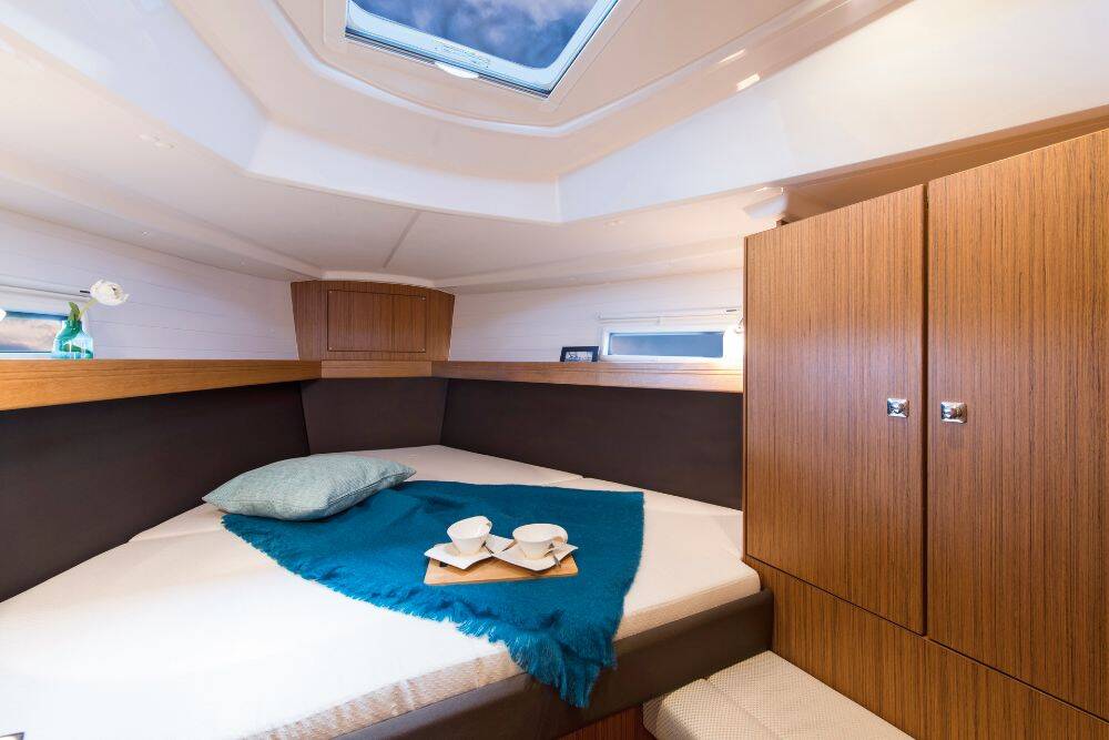 Bavaria Cruiser 37 Maci