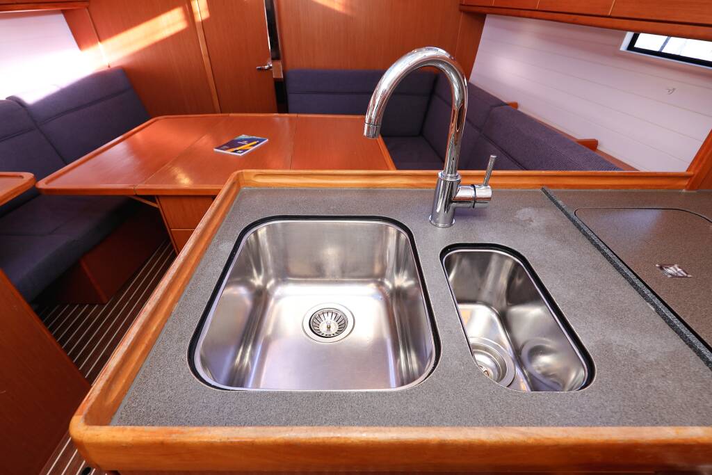 Bavaria Cruiser 37 Angelic