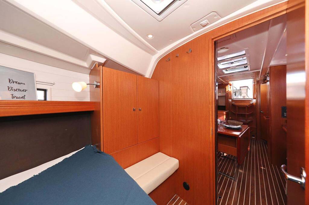 Bavaria Cruiser 37 Samsara