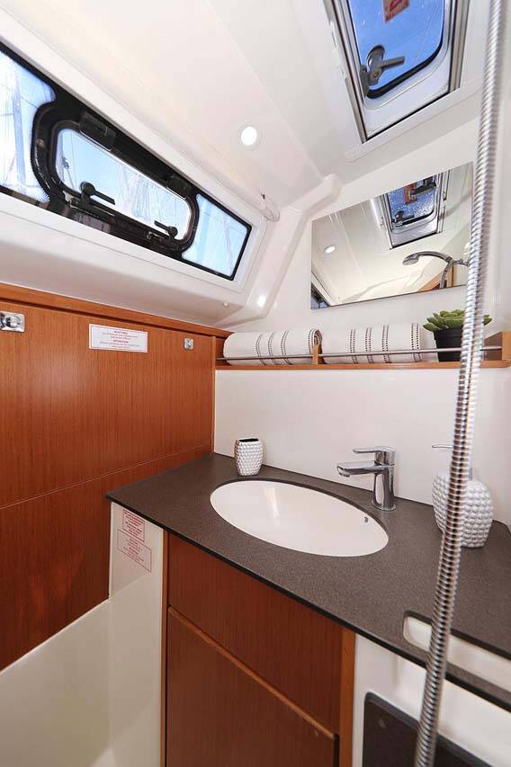 Bavaria Cruiser 37 Samsara