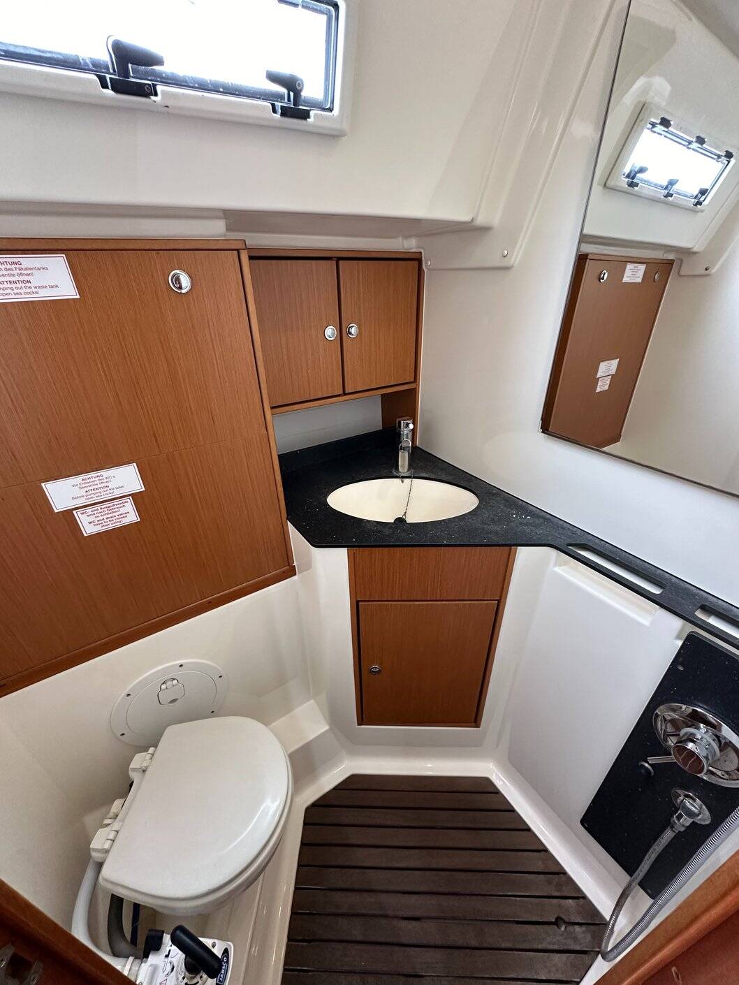Bavaria Cruiser 45 Oključ