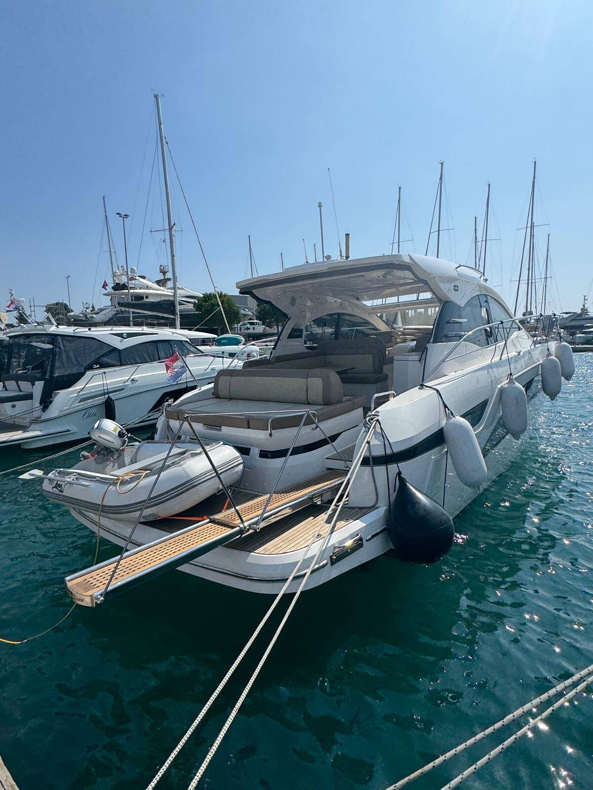 Bavaria SR41 Ivana