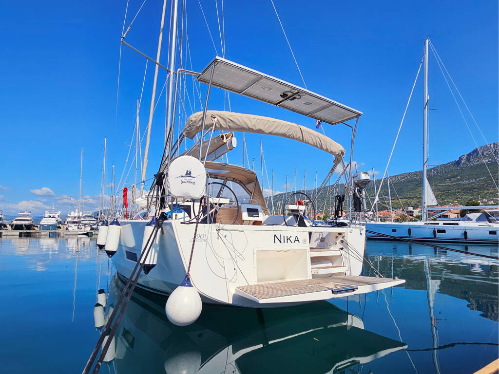 Dufour 390 GL Nika