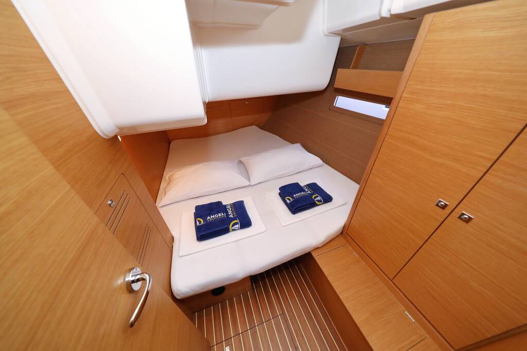 Dufour 412 GL Family Office