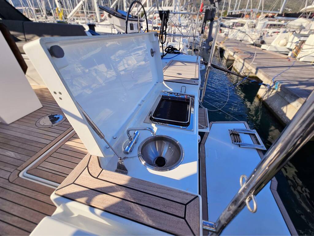 Dufour 44 Virtuoso