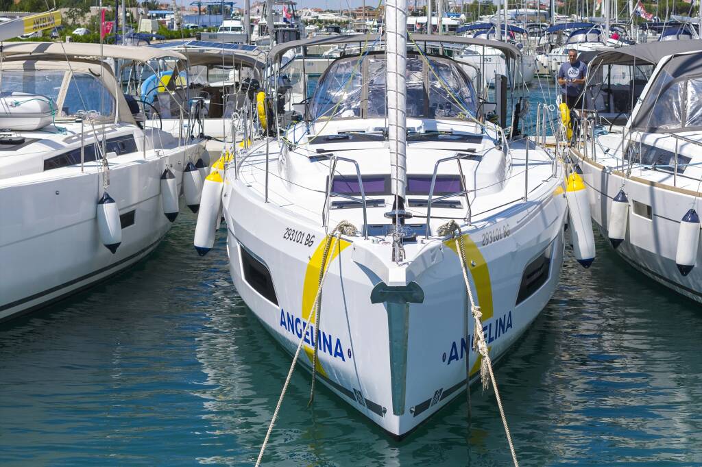 Dufour 44 Blues