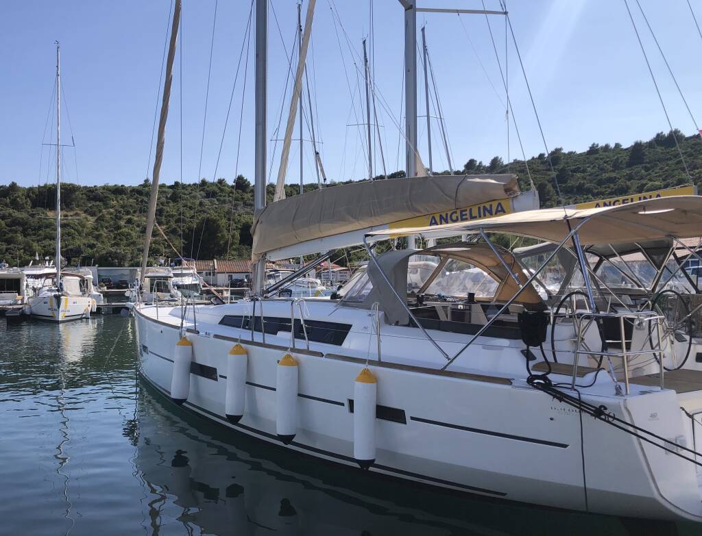 Dufour 460 GL Good Luck