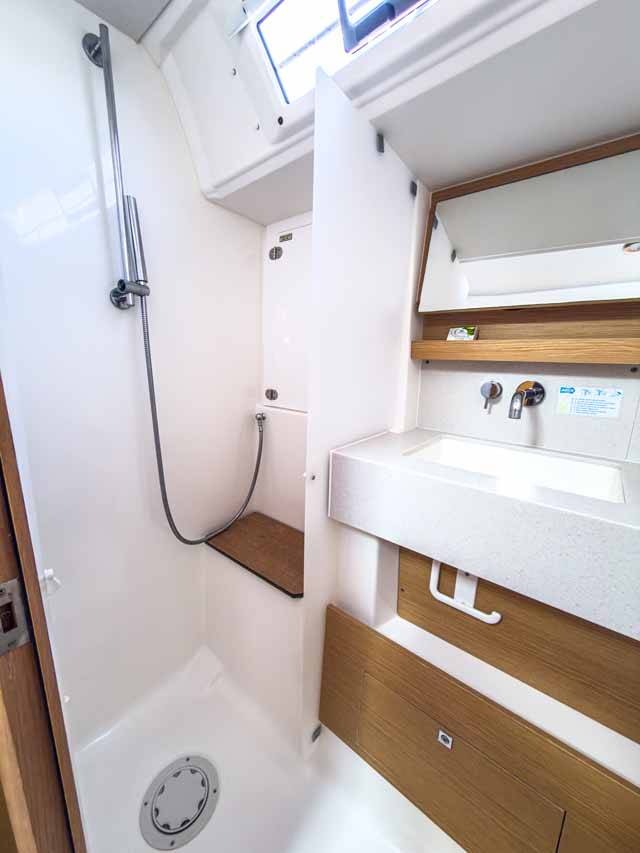 Dufour 470 performance Easy Eleven