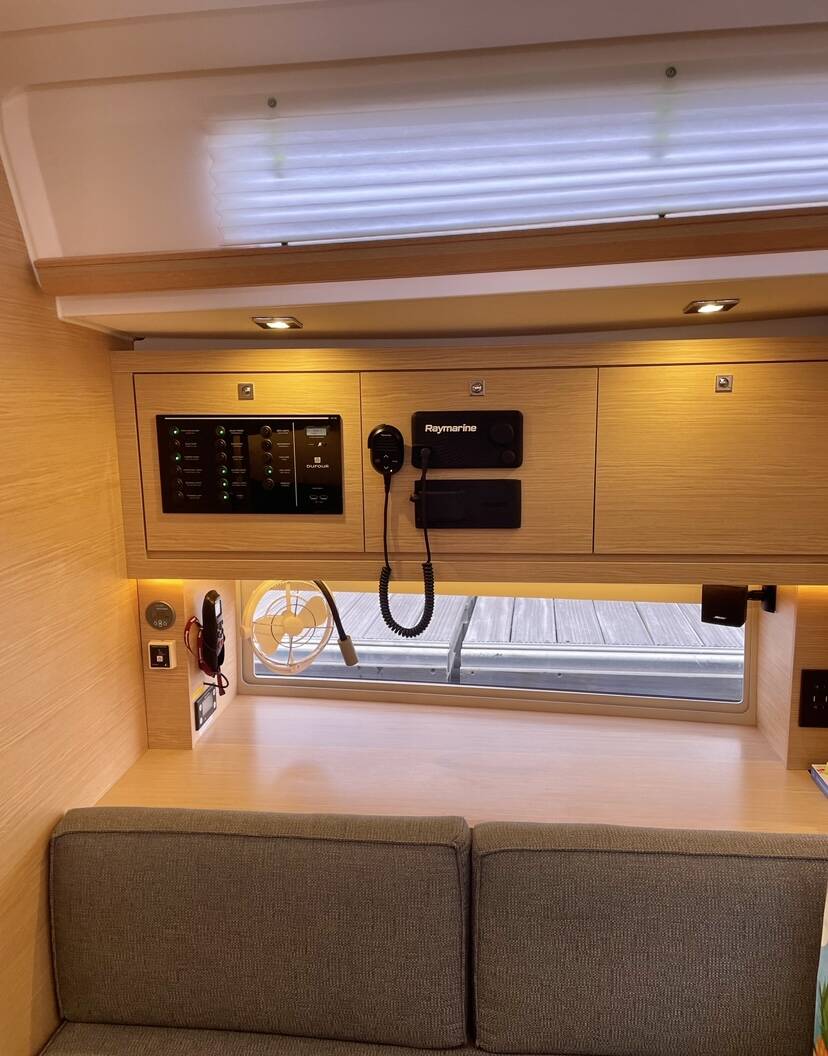 Dufour 470 Knot Online