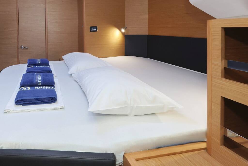 Dufour 48 Catamaran Be Mine