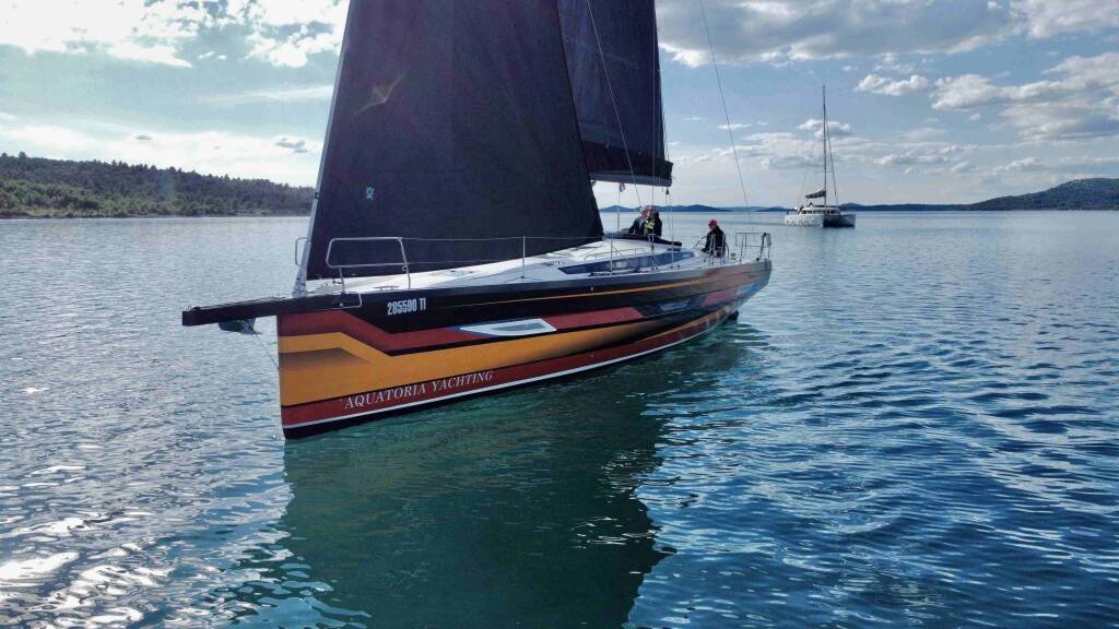 Elan E6 Iron Man