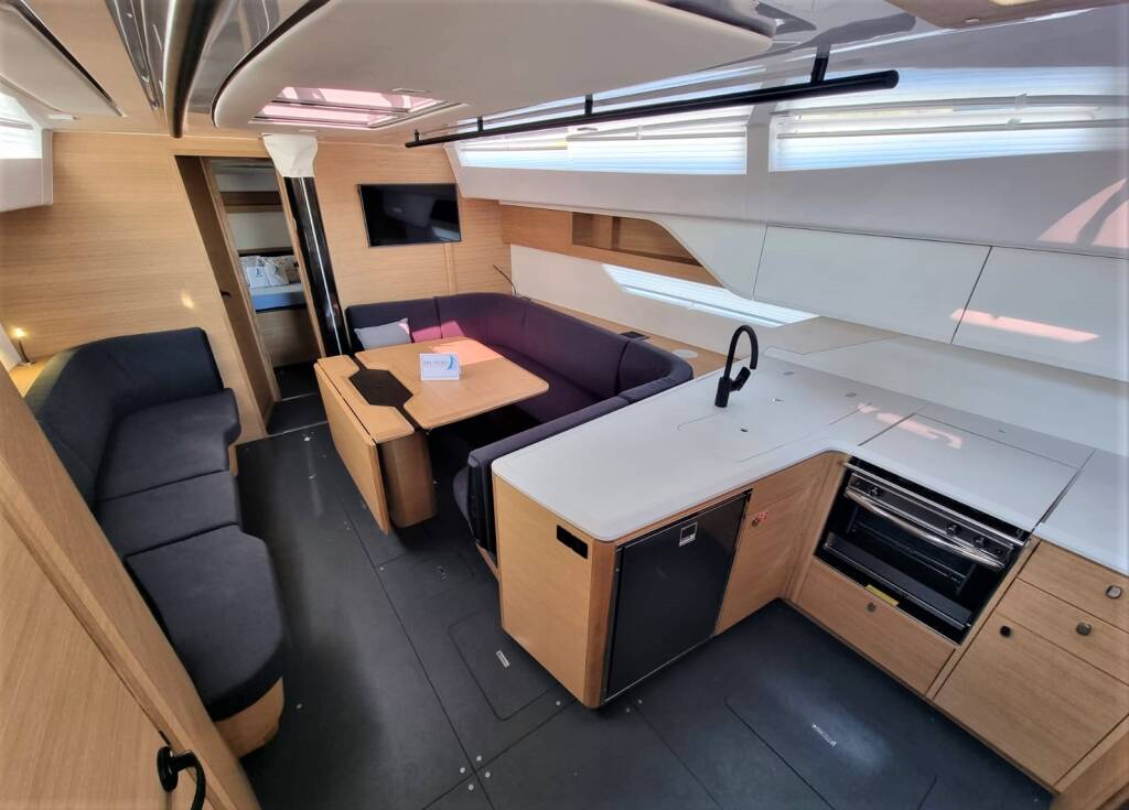 Elan E6 Contessa