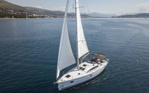 Elan Impression 45.1 Bad Buoy