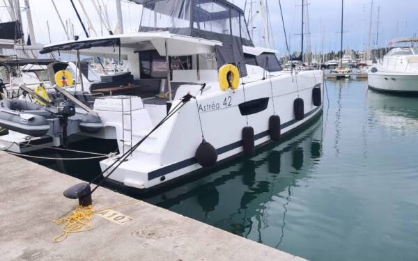 Fountaine Pajot Astrea 42 Ooga Chaka