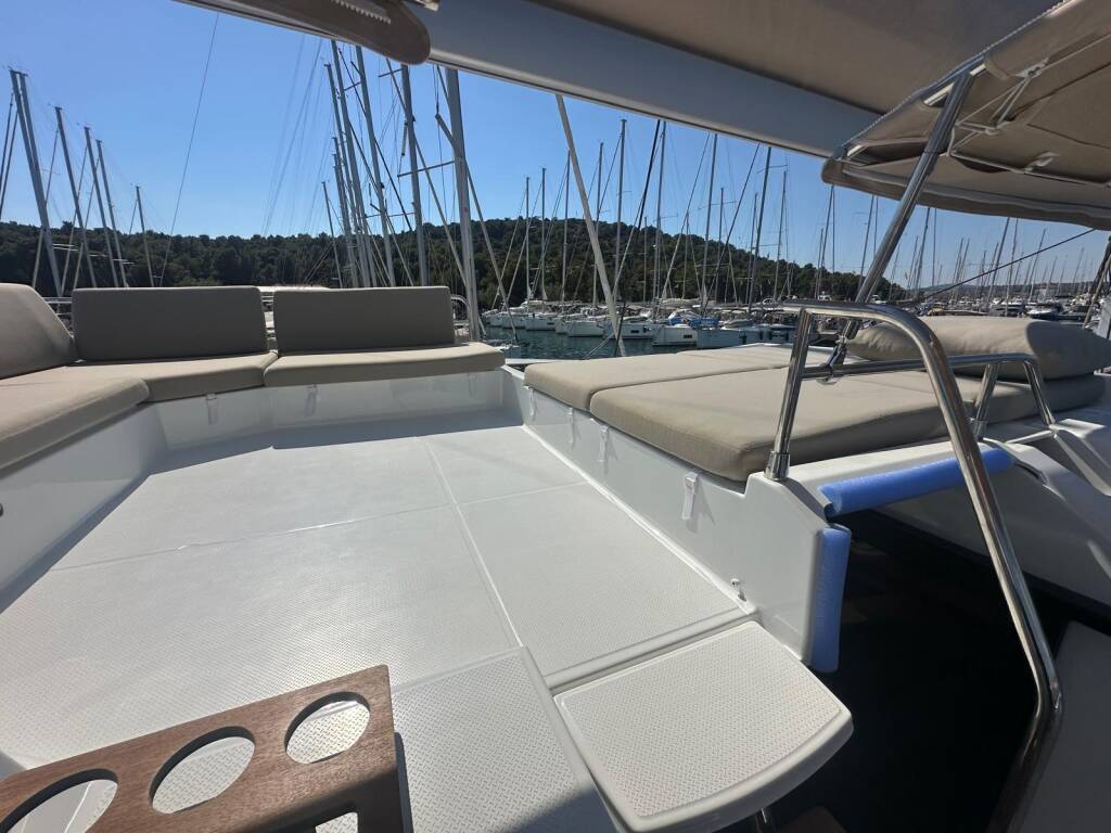 Fountaine Pajot Elba 45 Protea