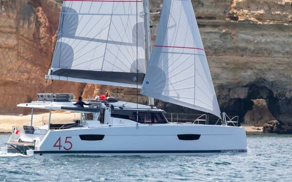 Fountaine Pajot Elba 45 White Bird