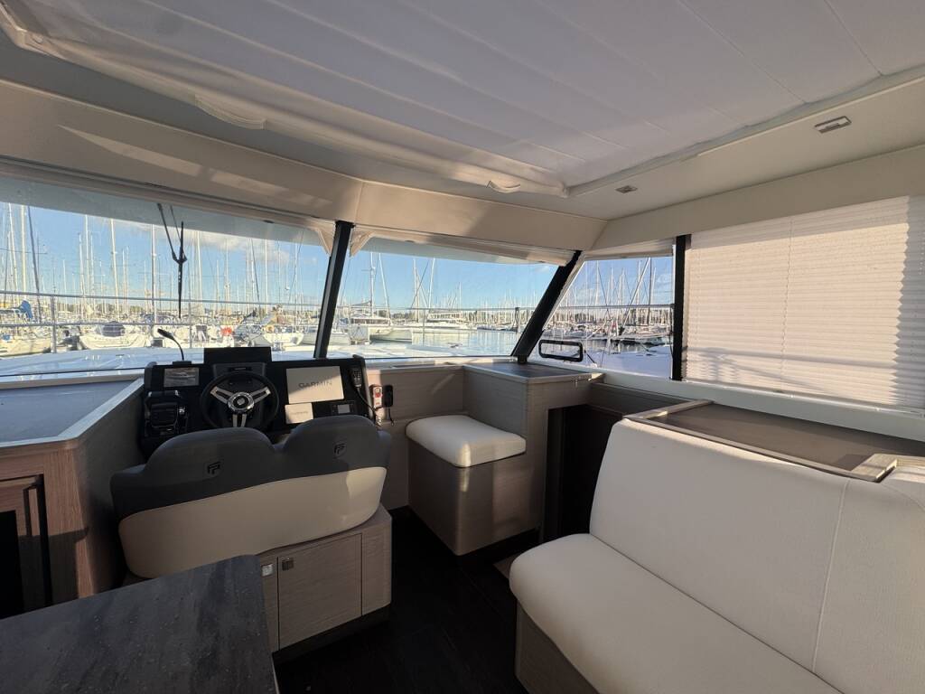 Fountaine Pajot MY4.S - Maestro Blue Champagne