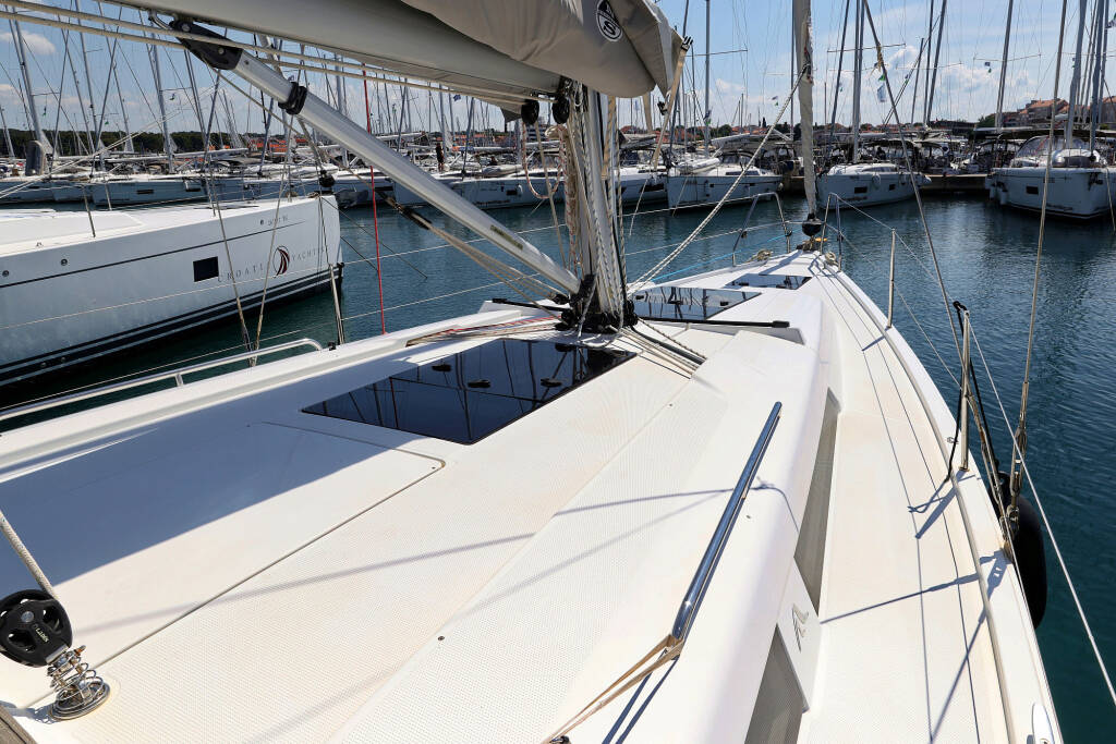 Hanse 388 Whisper