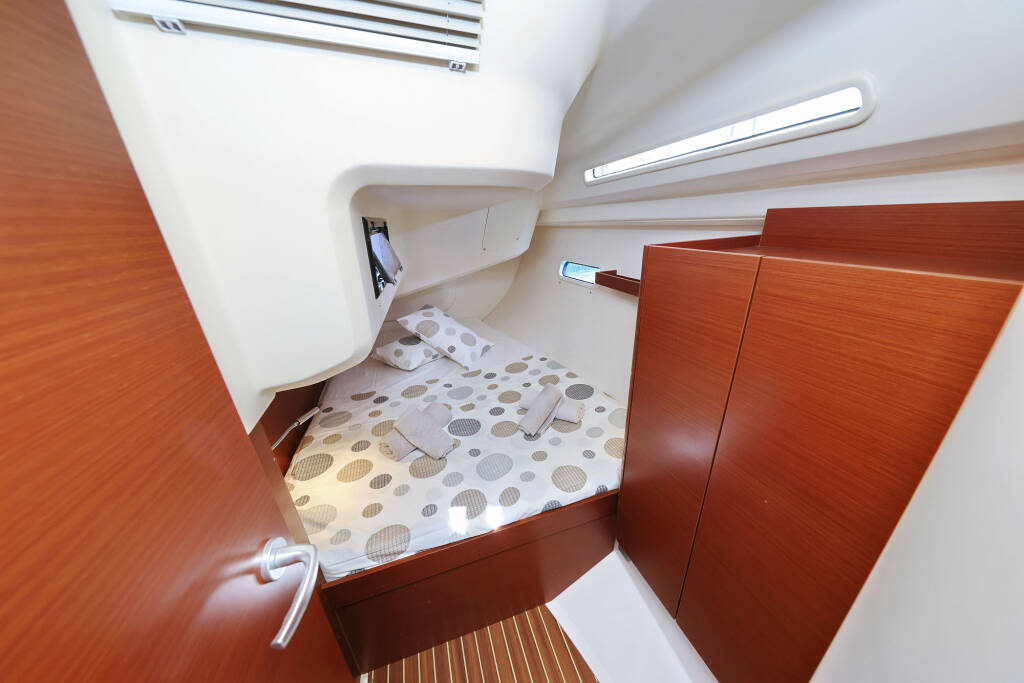 Hanse 388 Whisper