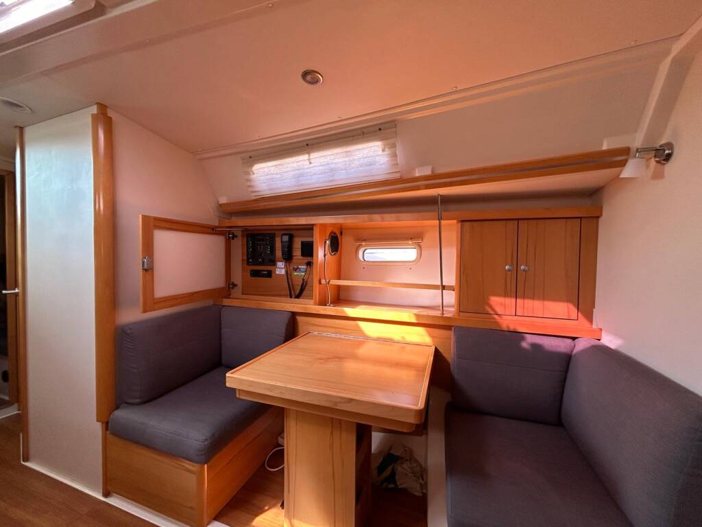 Hanse 400 Mara