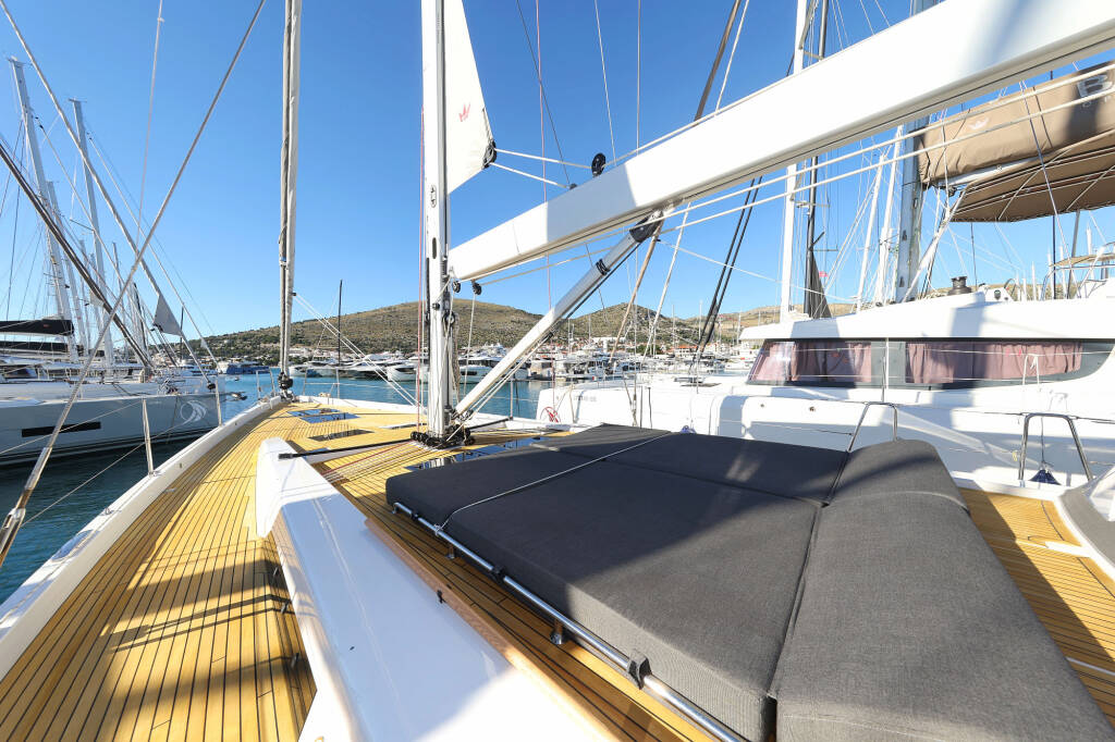 Hanse 588 Citrus