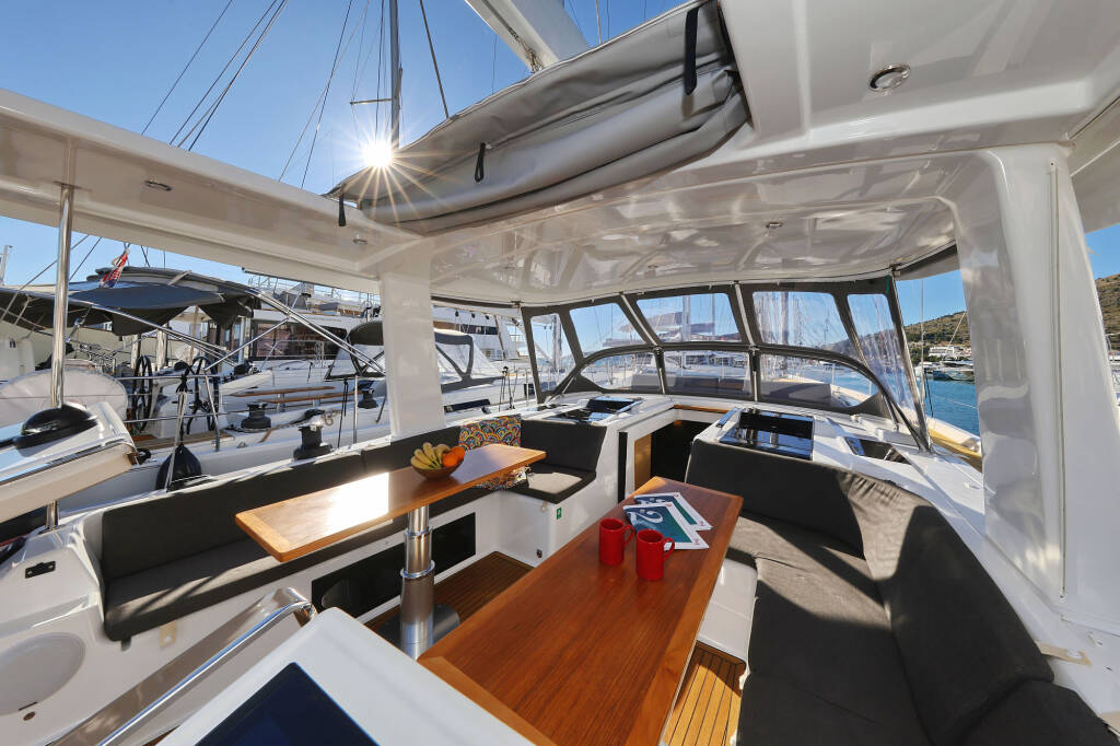Hanse 588 Citrus