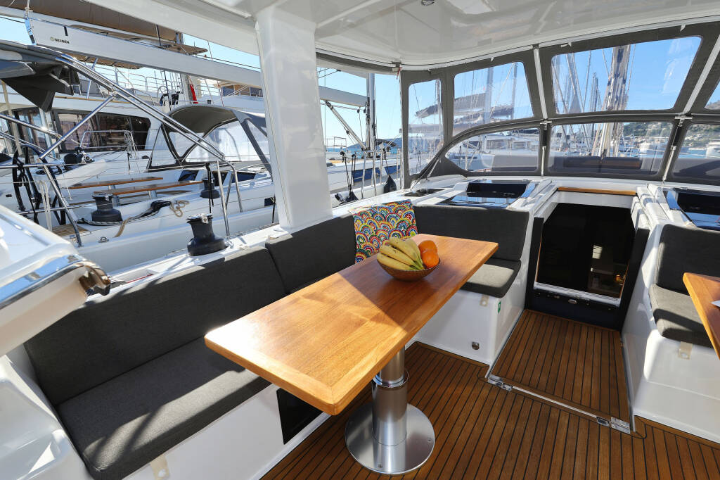 Hanse 588 Citrus