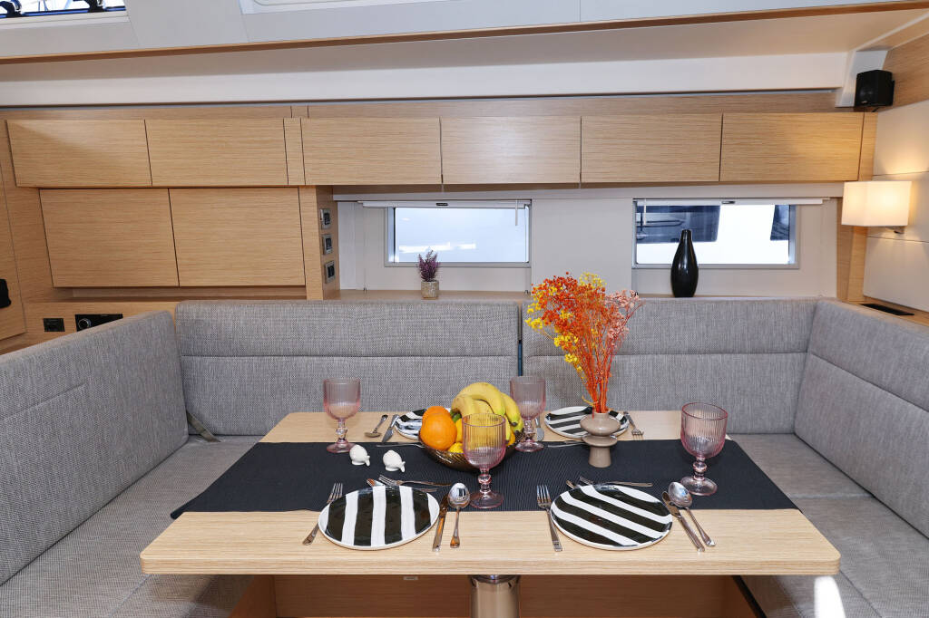 Hanse 588 Citrus