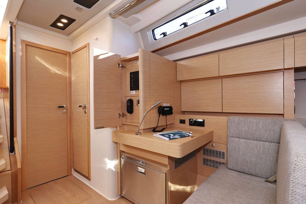 Hanse 588 Citrus