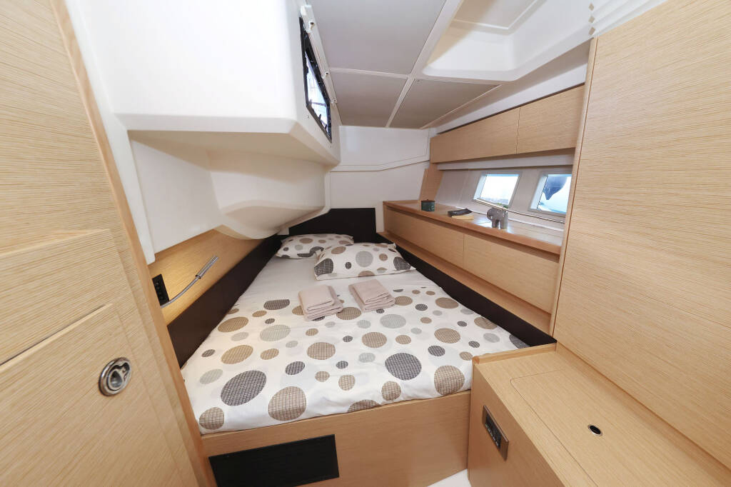 Hanse 588 Citrus