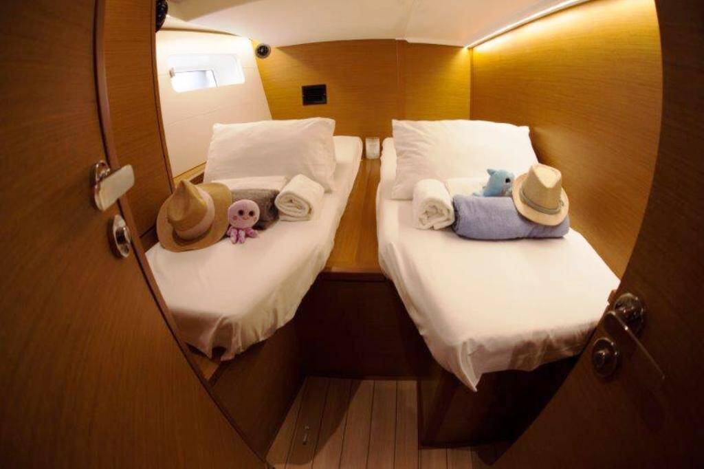 Jeanneau 54 Pelagic Sail