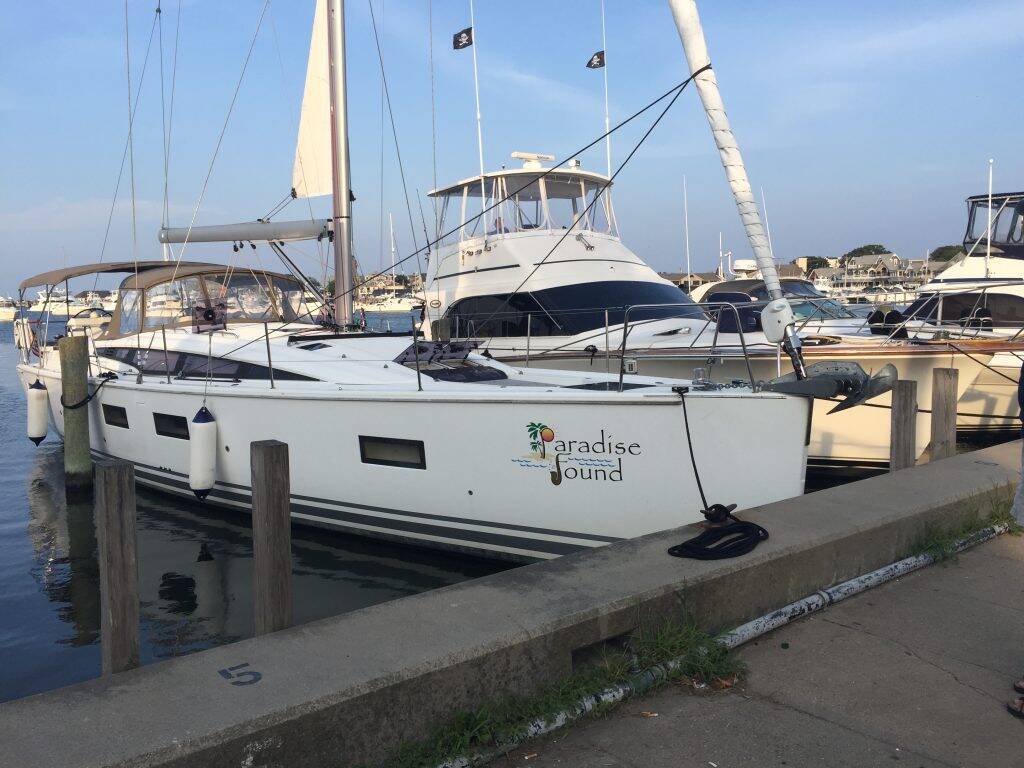 Jeanneau 54 Paradise Found