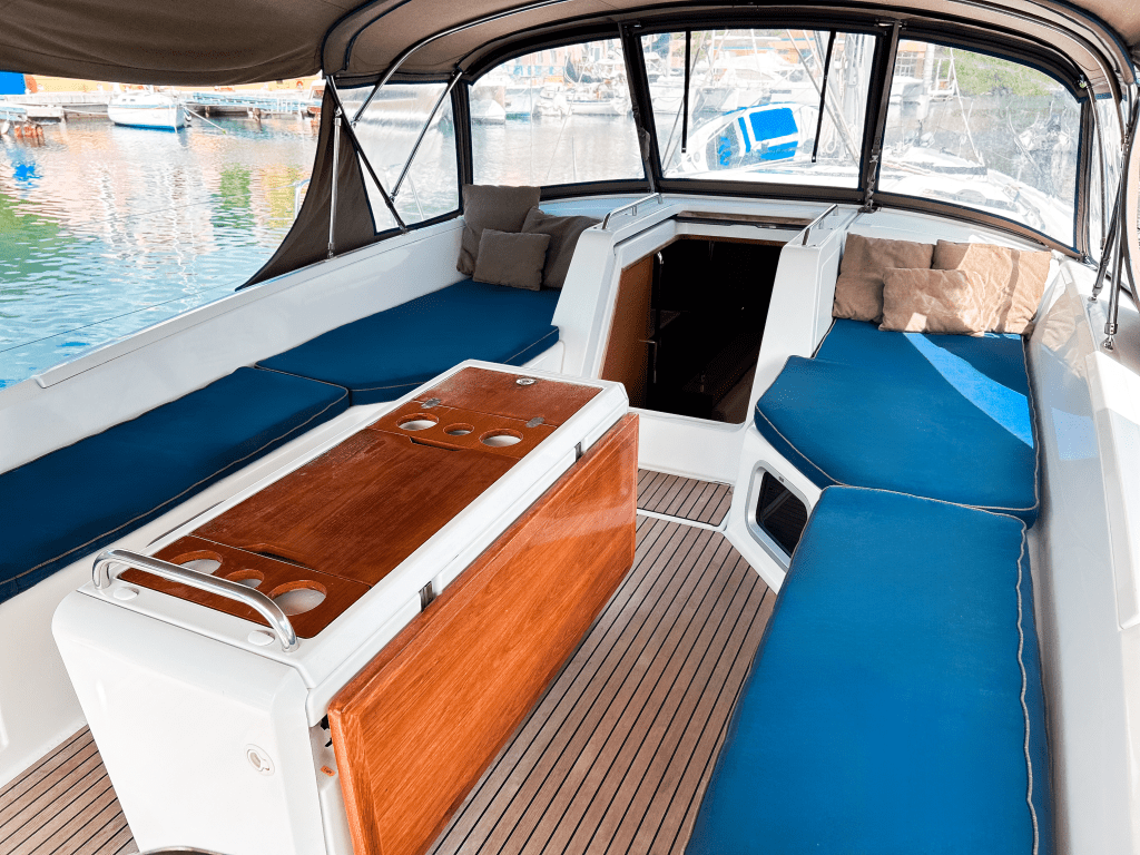 Jeanneau 54 Paradise Found