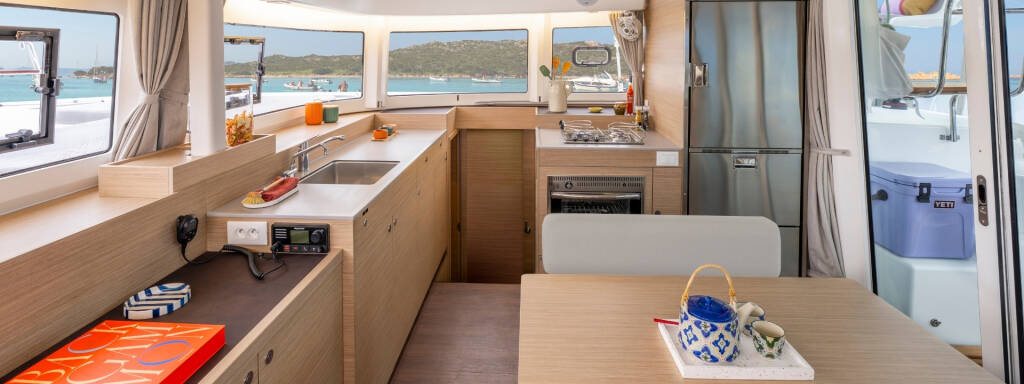 Lagoon 38 Blue Horizon