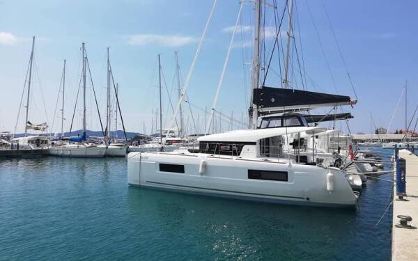 Lagoon 40 Lubina