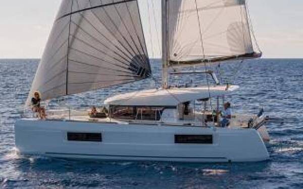 Lagoon 40 Paco