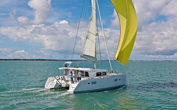 Lagoon 400 S2 Ana