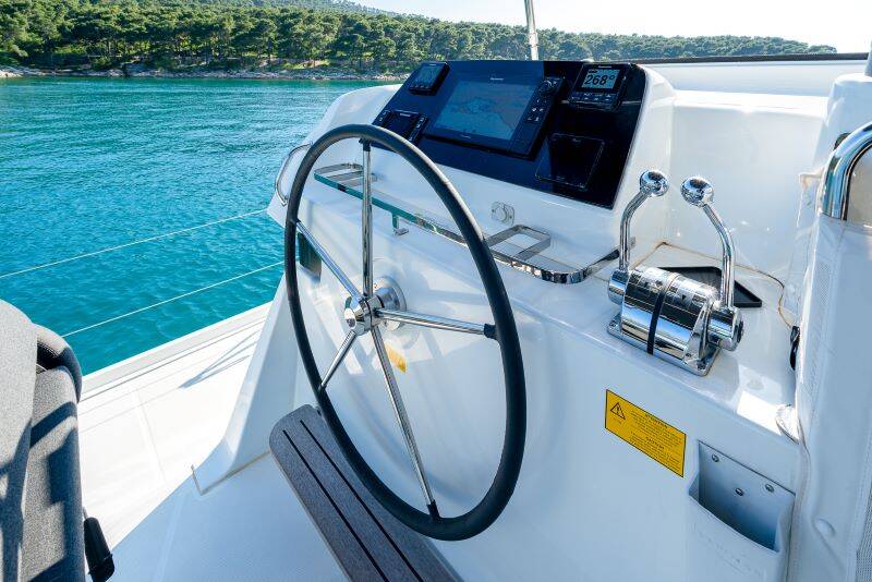 Lagoon 42 Olyntha